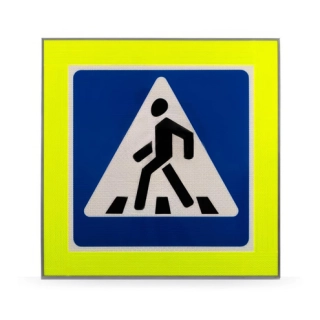 Дорожные знаки с внутренней подсветкой